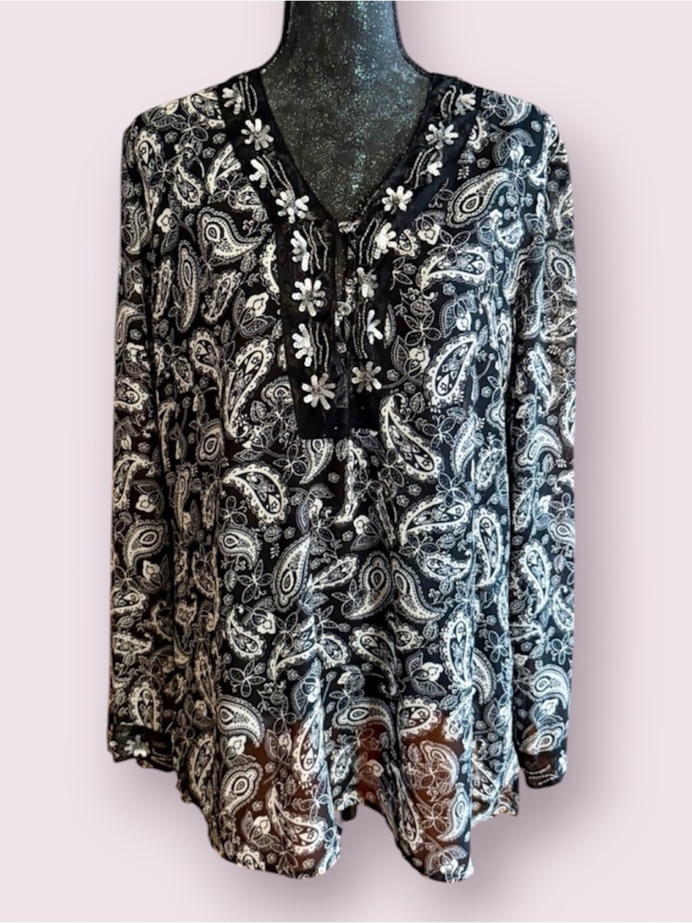 Vtg White Stag Black Paisley V-Neck Shear Peasant Blouse with Floral Embroidery